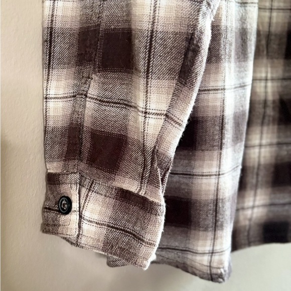Garage White & Brown Plaid “Dylan” Oversized Button Down Flannel Shirt – XS/S - Picture 13 of 16